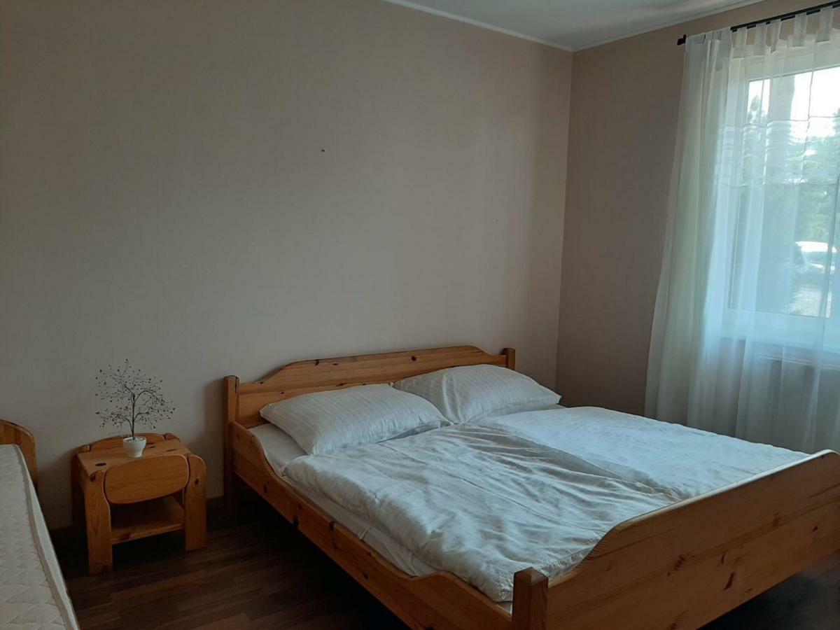 Aqua Line Apartmanház Hajduszoboszlo Ngoại thất bức ảnh